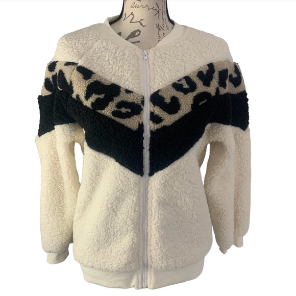 NEW Faux Sherpa Full Zip Chevron Colorblock Leopard Stripe Crew Neck Jacket S - Picture 1 of 8